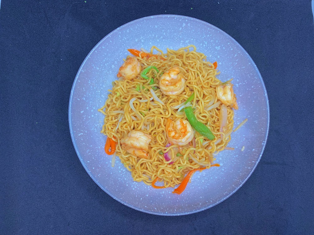 Yakisoba con gambas