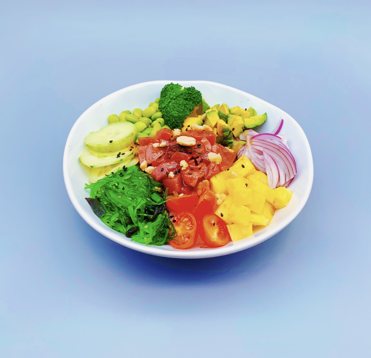 Atún poke bowl