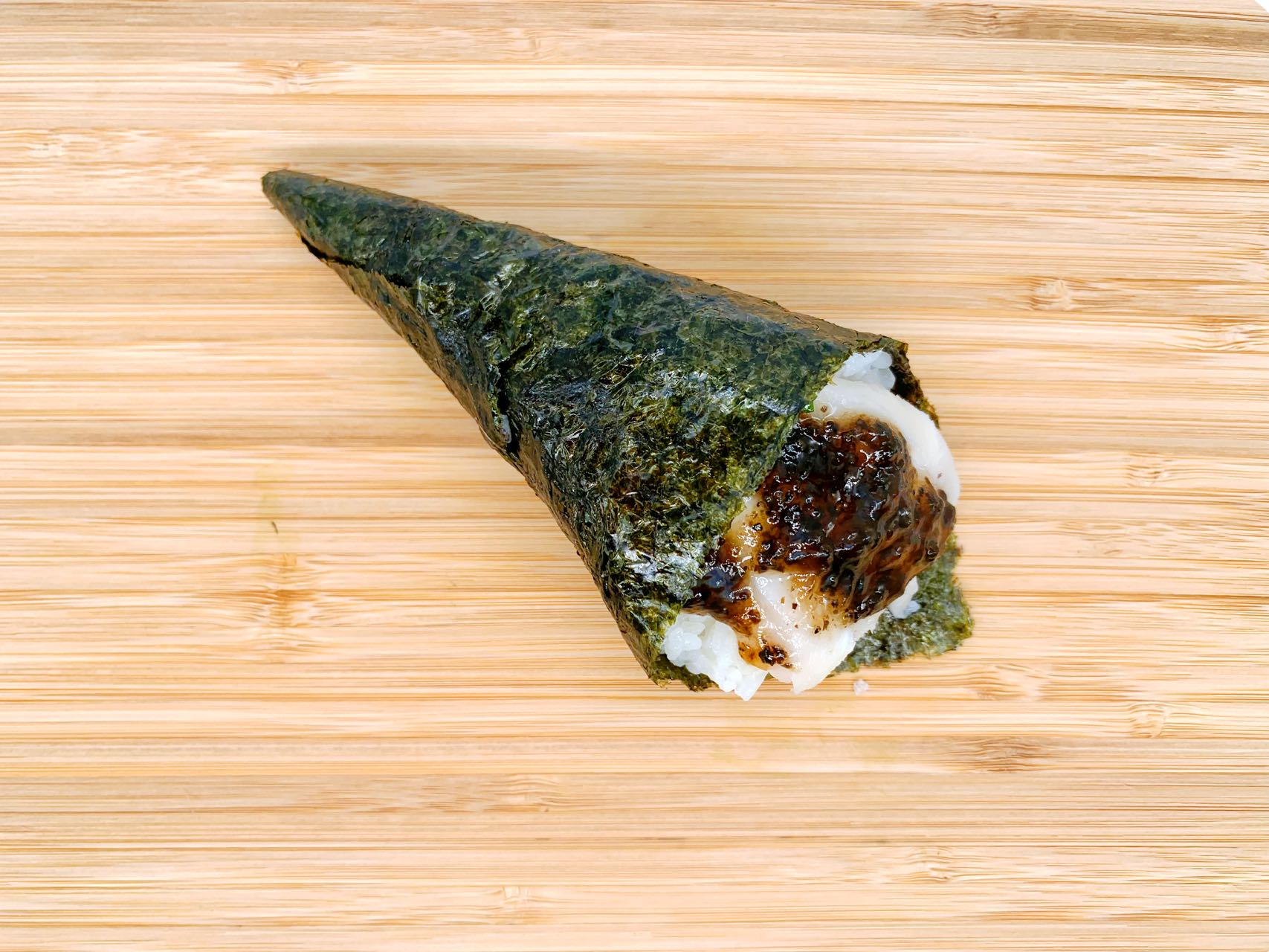 Temaki de pez mantequilla con trufa